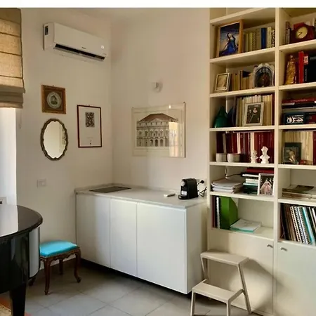 Apartamento Opera Studio Centro Colosseum *